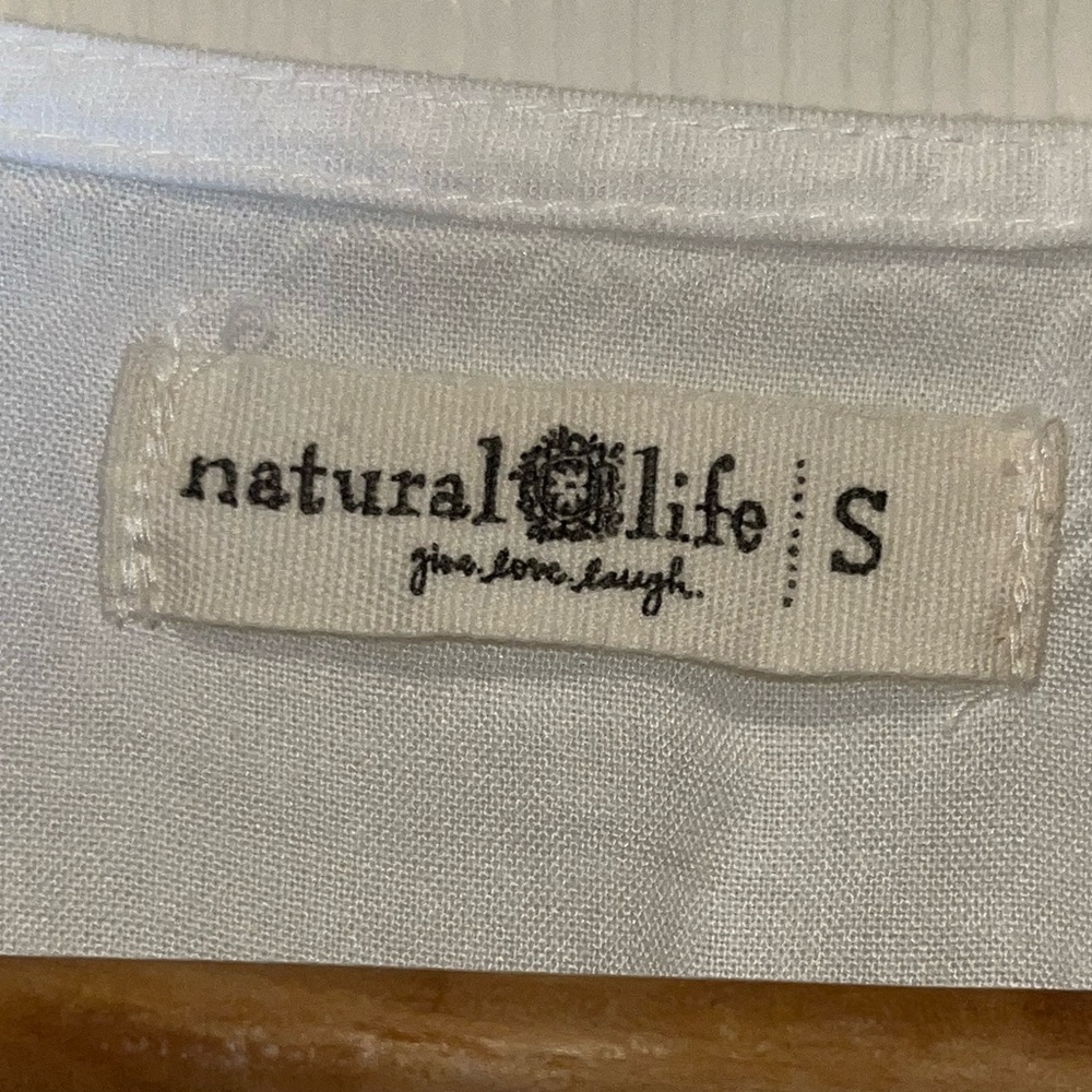 NATURAL LIFE White Dress with Colorful Embroidery - Picture 4 of 11